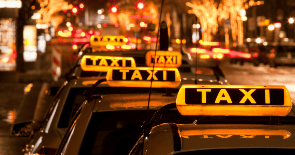 مميزات التوصيل مع تاكسي المنقف